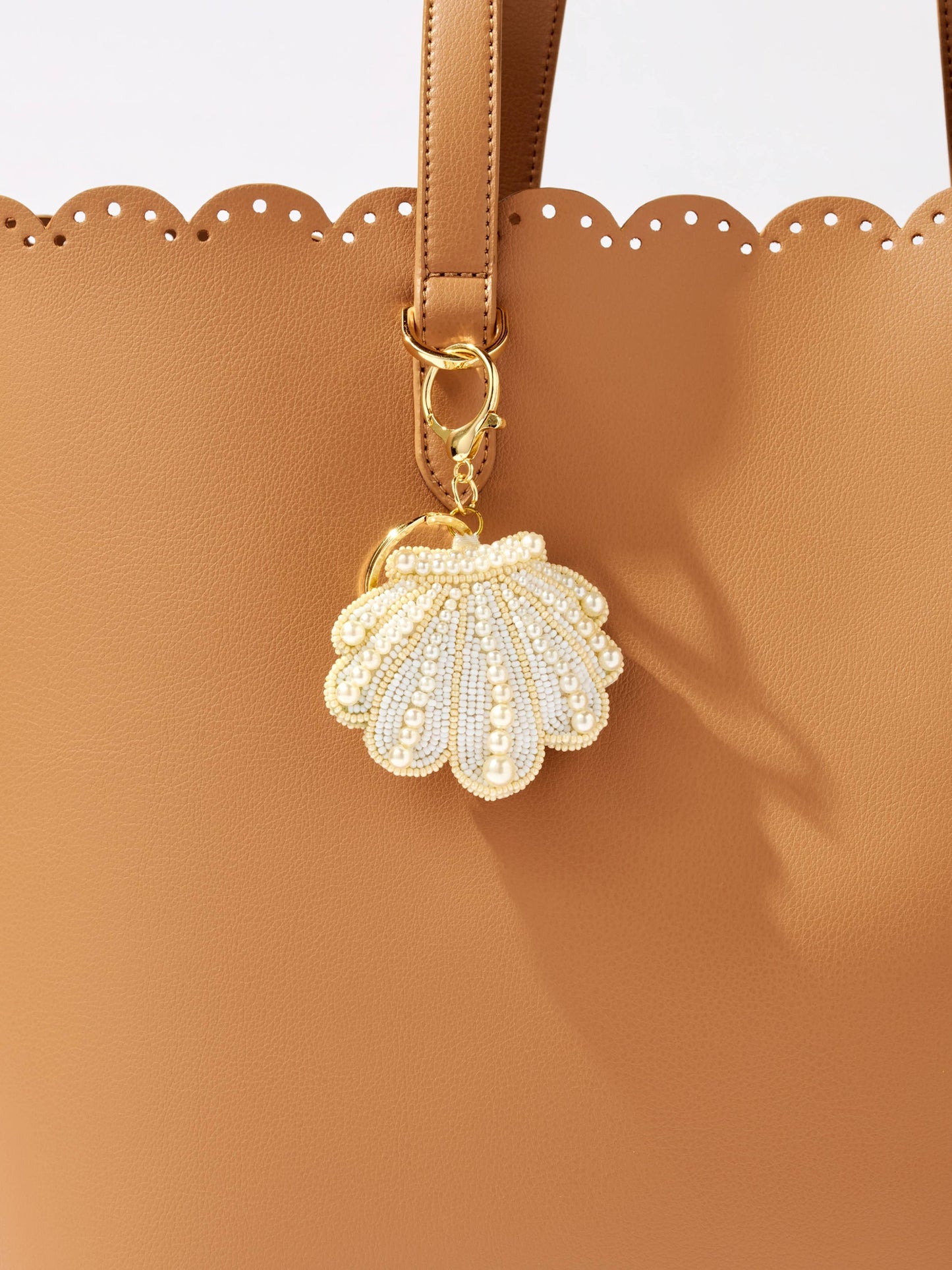 SHELL BEADED BAG CHARM/KEY RING,IVORY