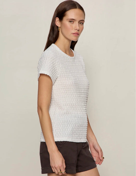 Pucker Up Perfect Tee - White