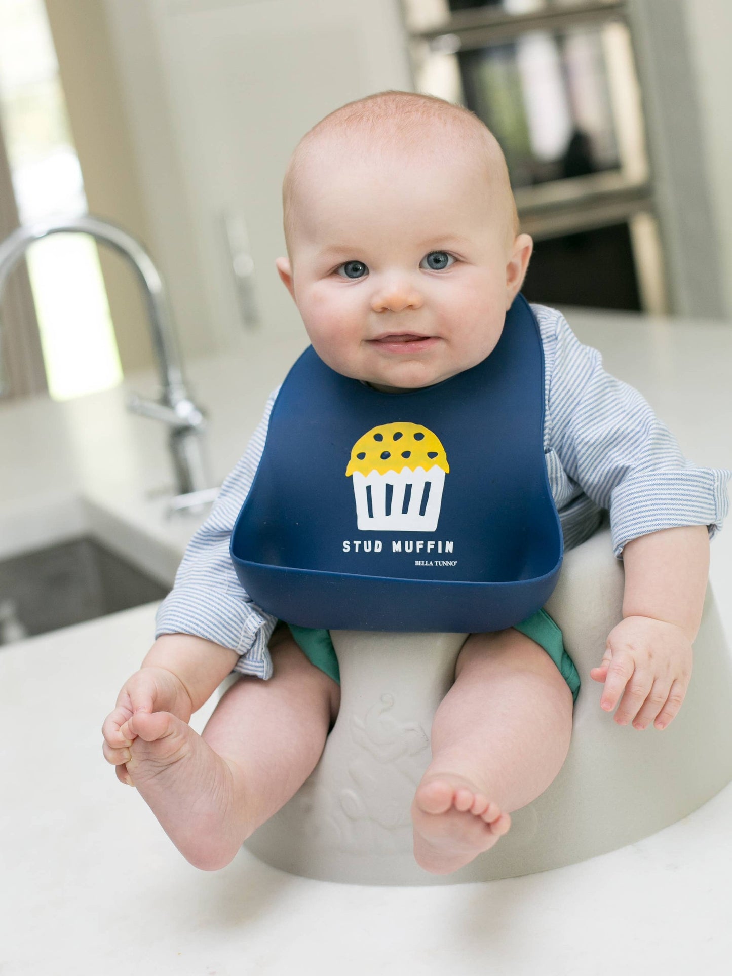 Stud Muffin Wonder Bib