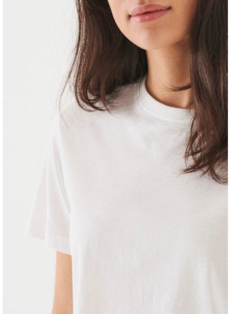 Iconic Boyfriend Crew - White