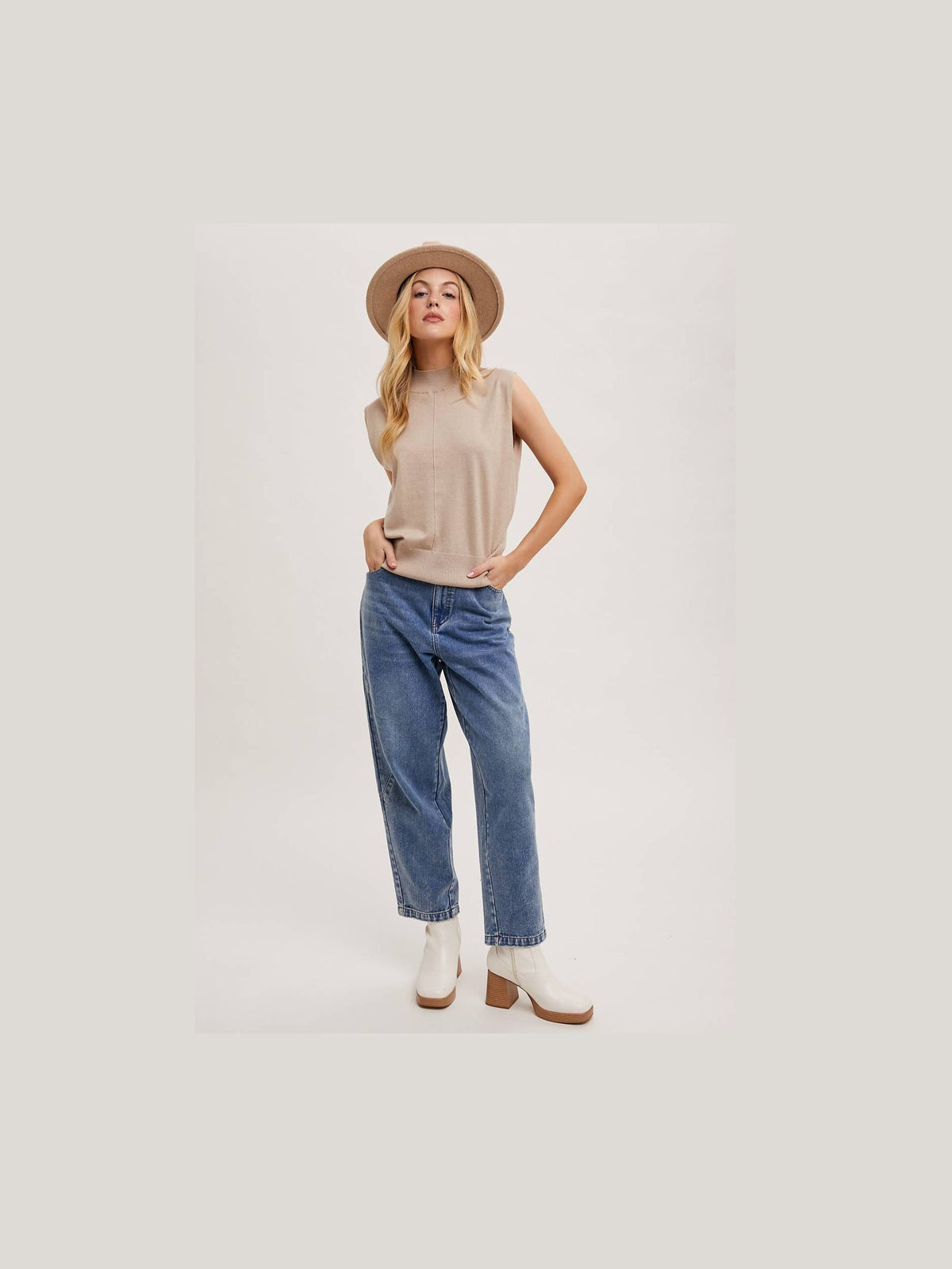 MOCK NECK KNIT SLEEVELESS TOP