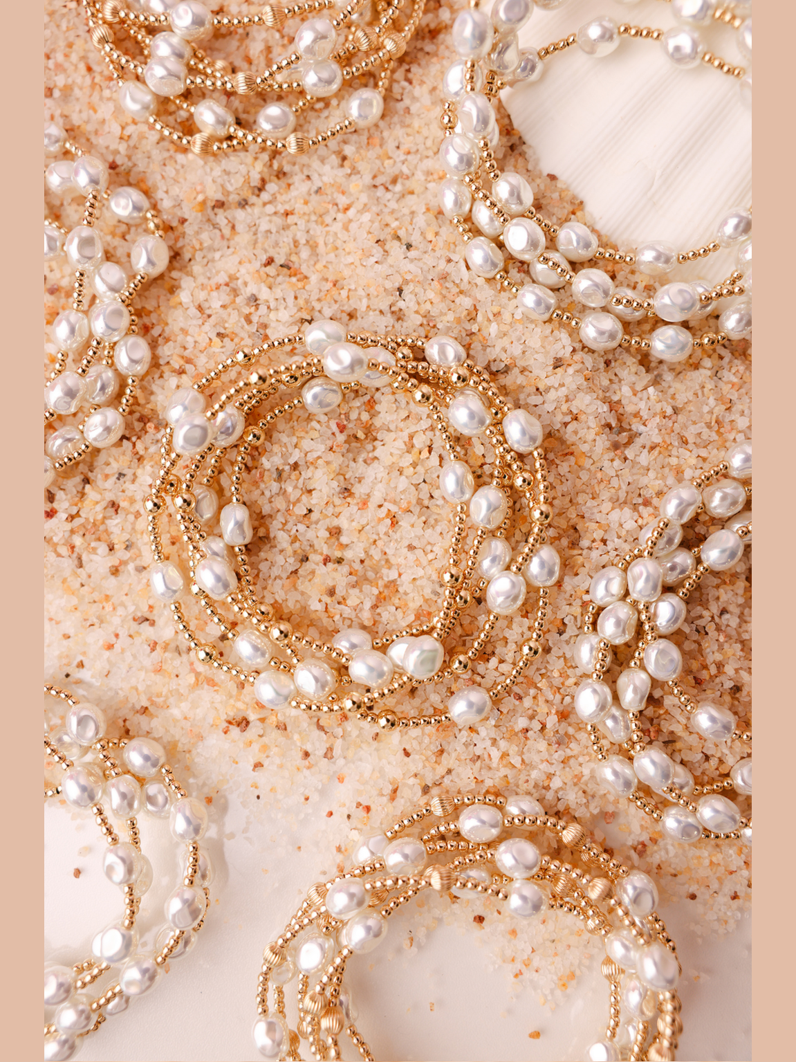 Bri Pearl Bracelet in Gold
