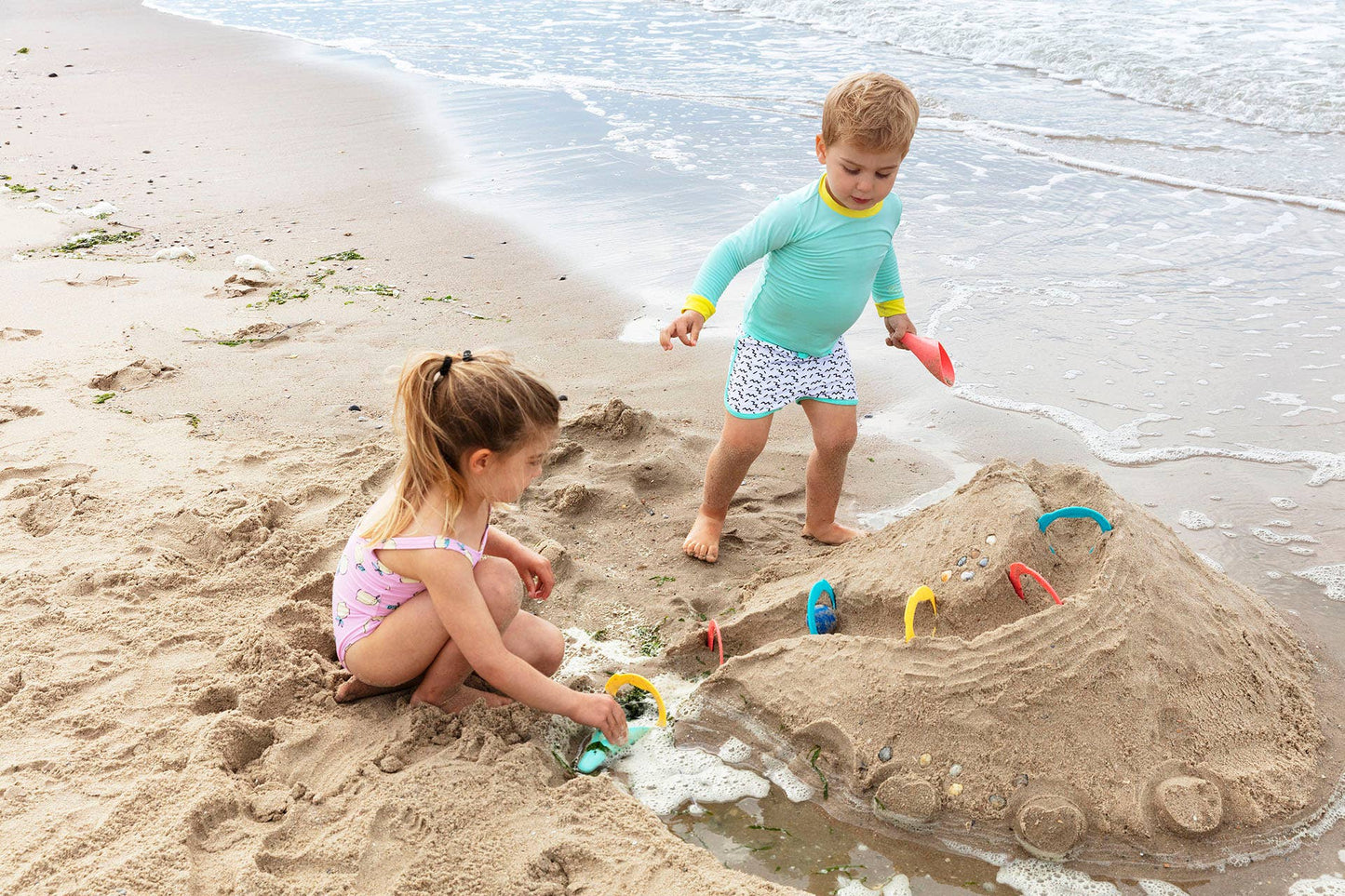 Quut Beach Set - Triplet, Ringo and a Magic Sand Shaper