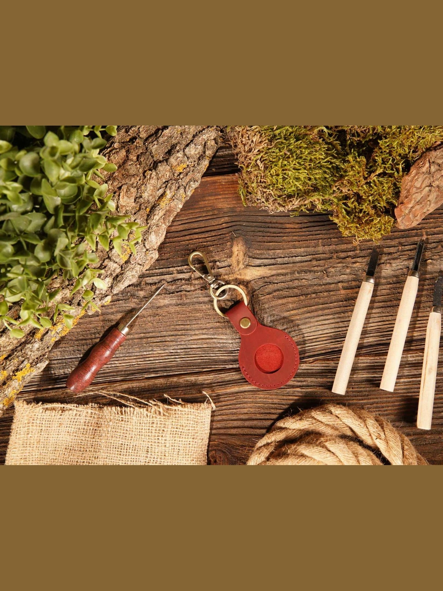 Genuine Leather AirTag Case Keychain - Stylish Protection