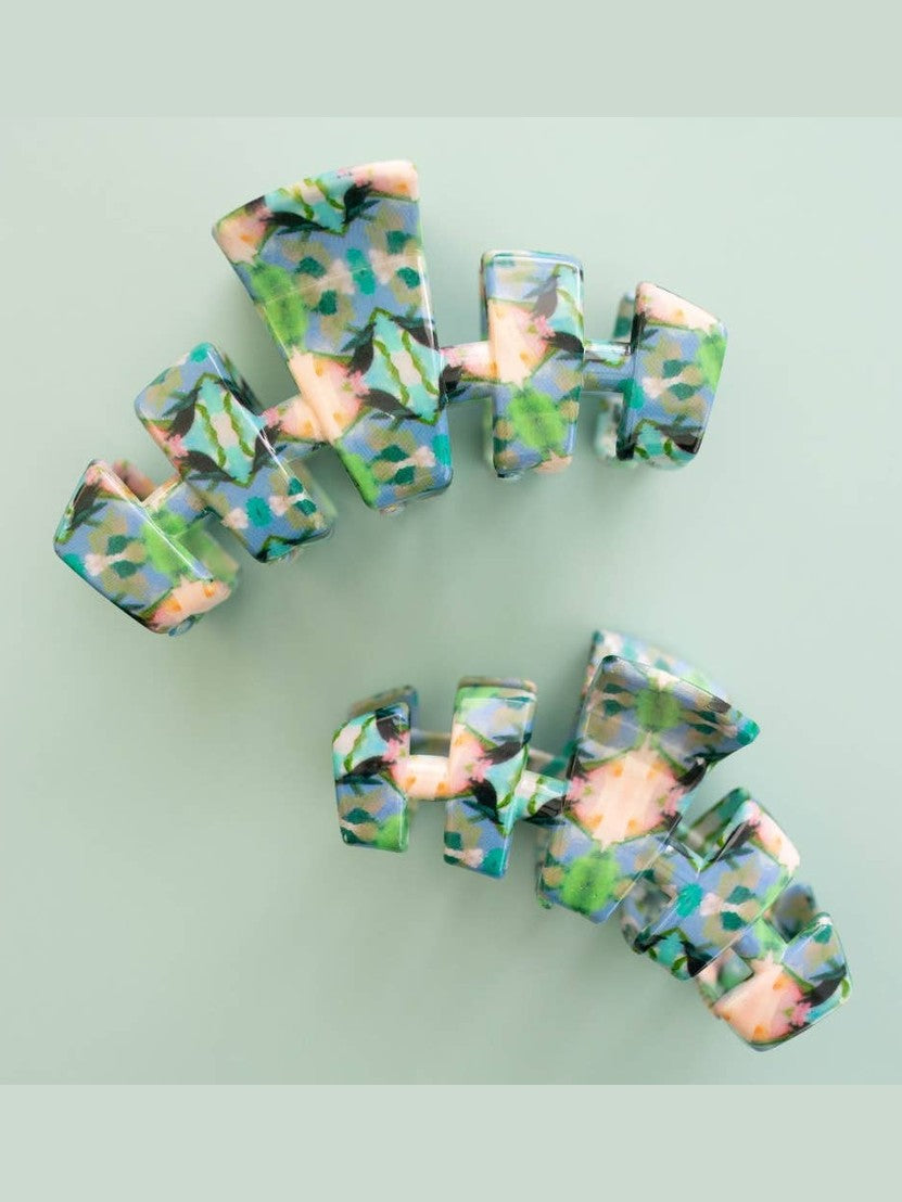 Classic | Island House | Large | Claw Clip