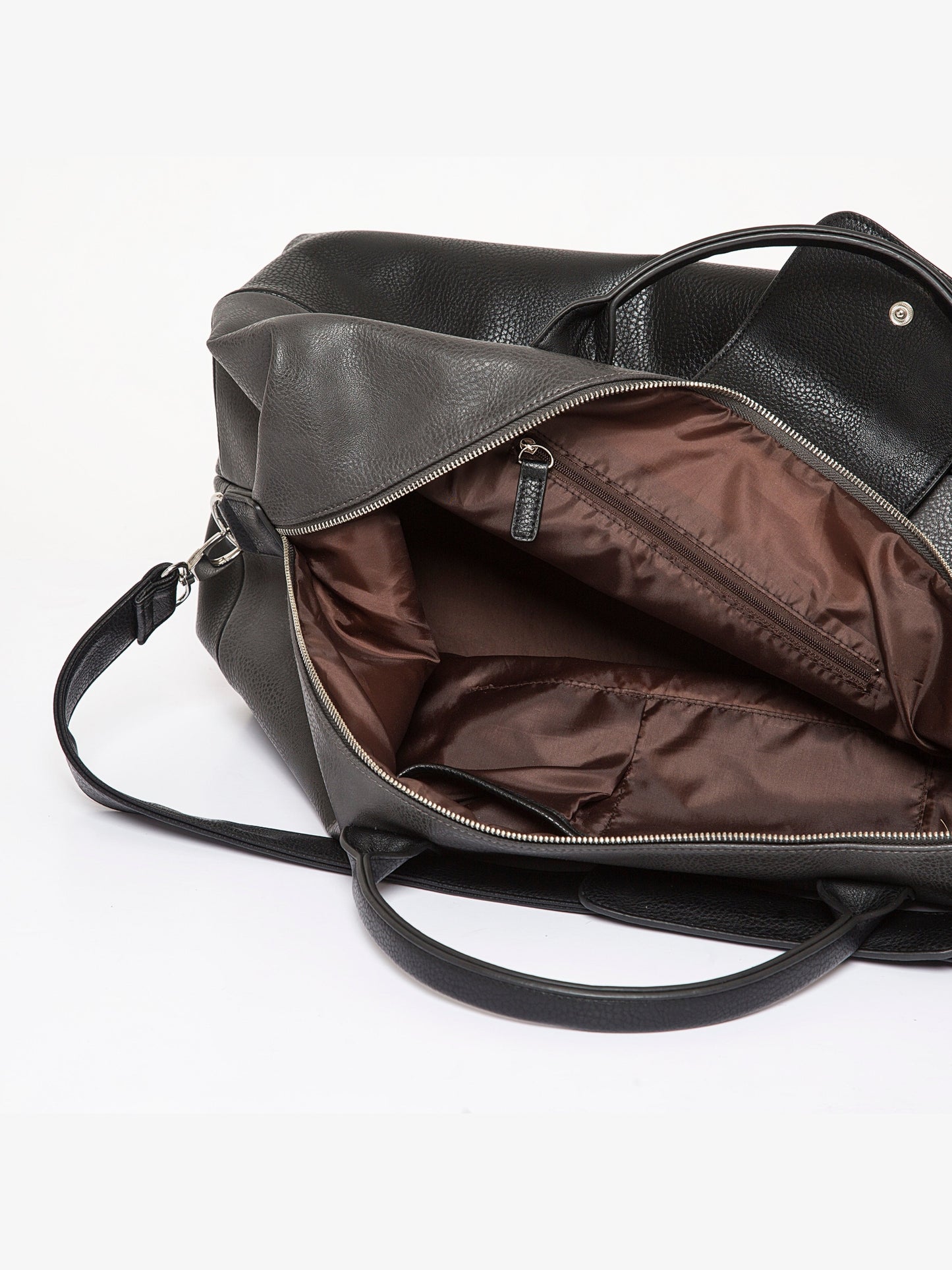 Alpha Leather Duffel Bag interior with chocolate brown lining and zippered pocket