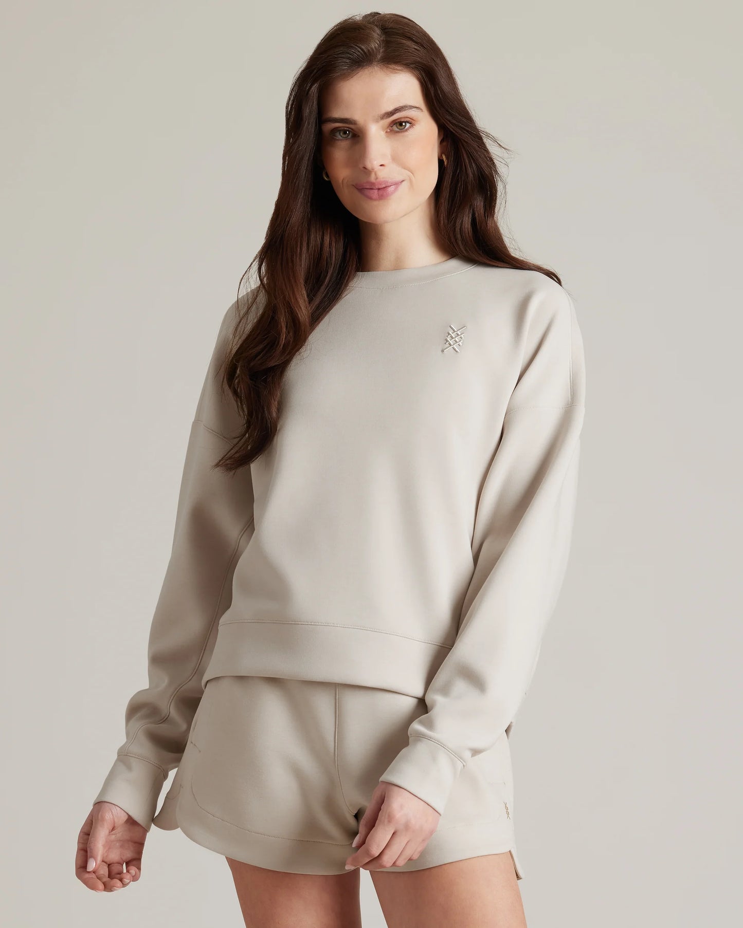 DreamGlow Crewneck - Sand