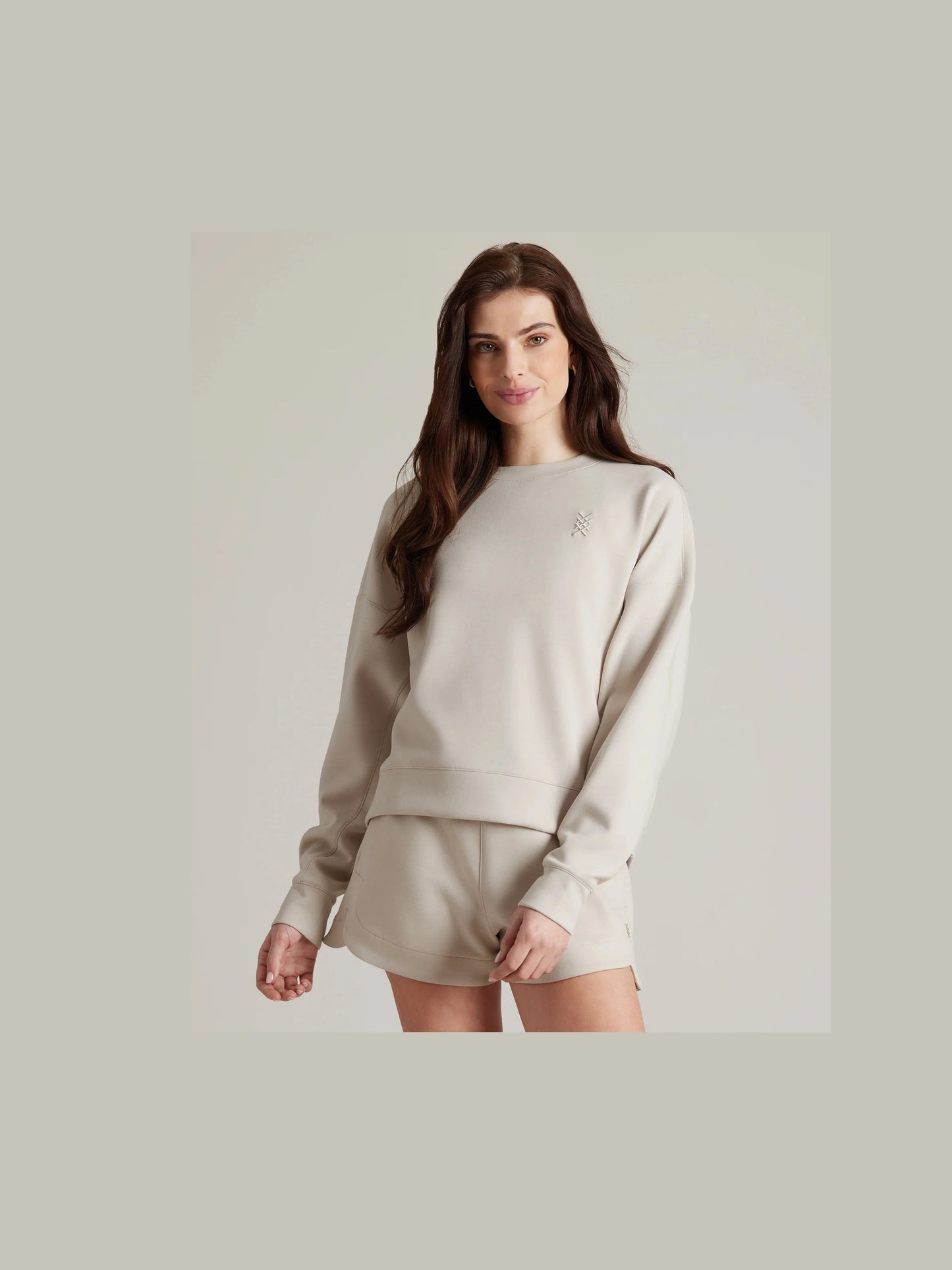 DreamGlow Crewneck - Sand