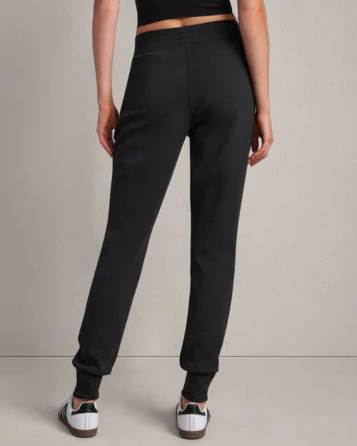 Dream Glow Tapered Pant -Pure Black Heather