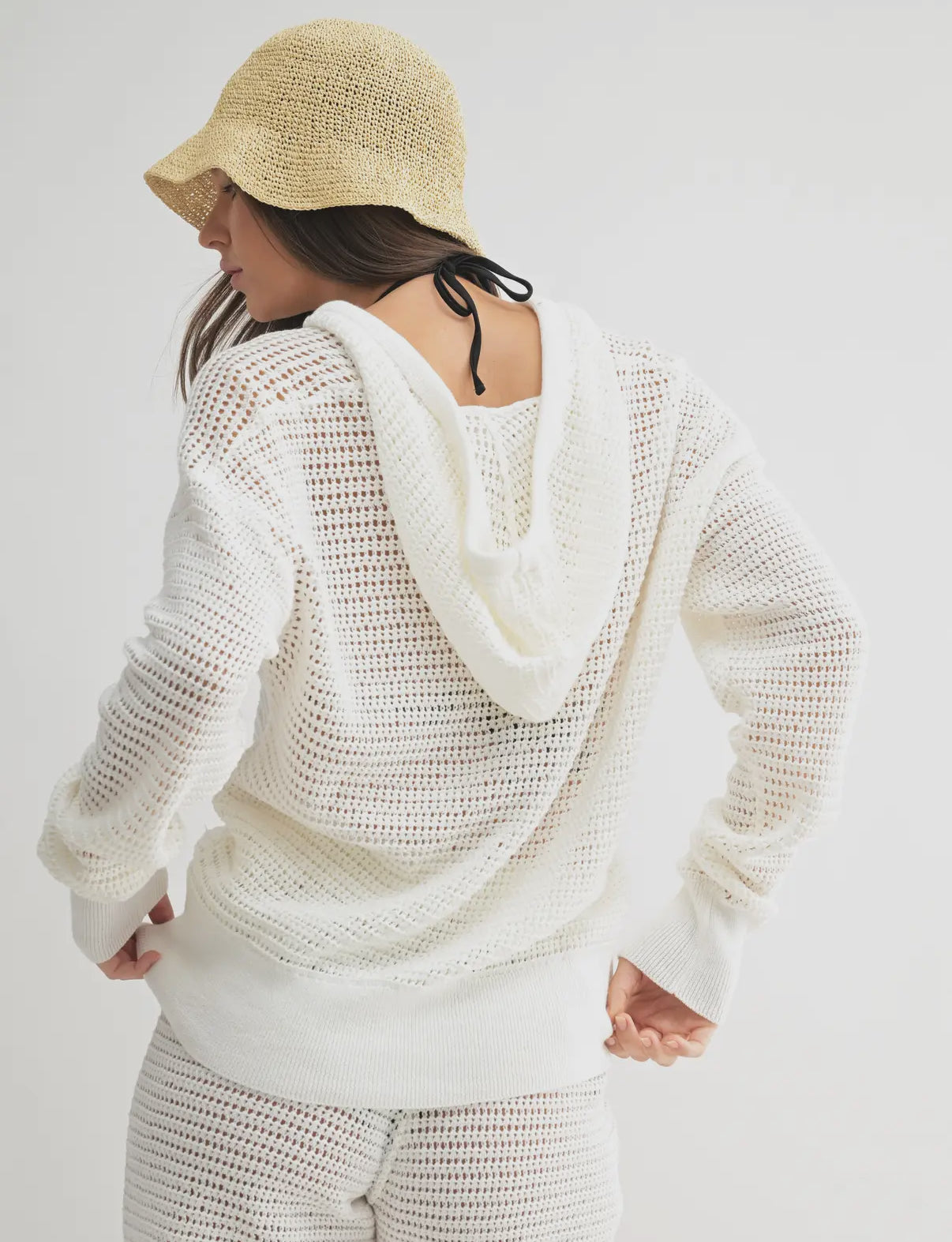 Breezy Crochet Pulover