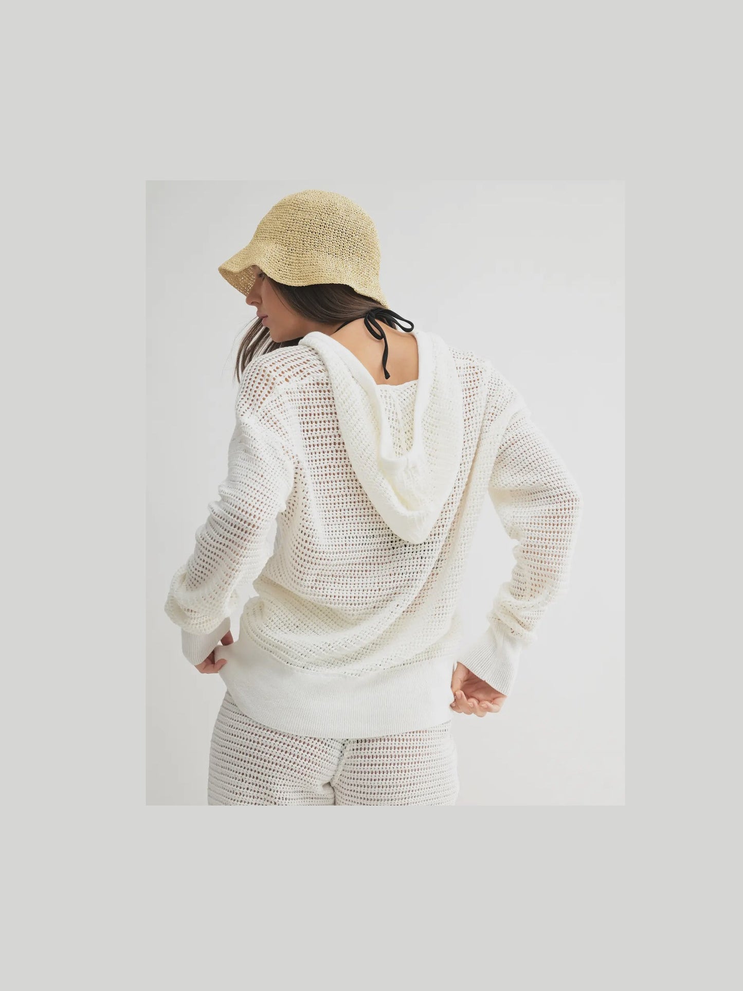 Breezy Crochet Pulover