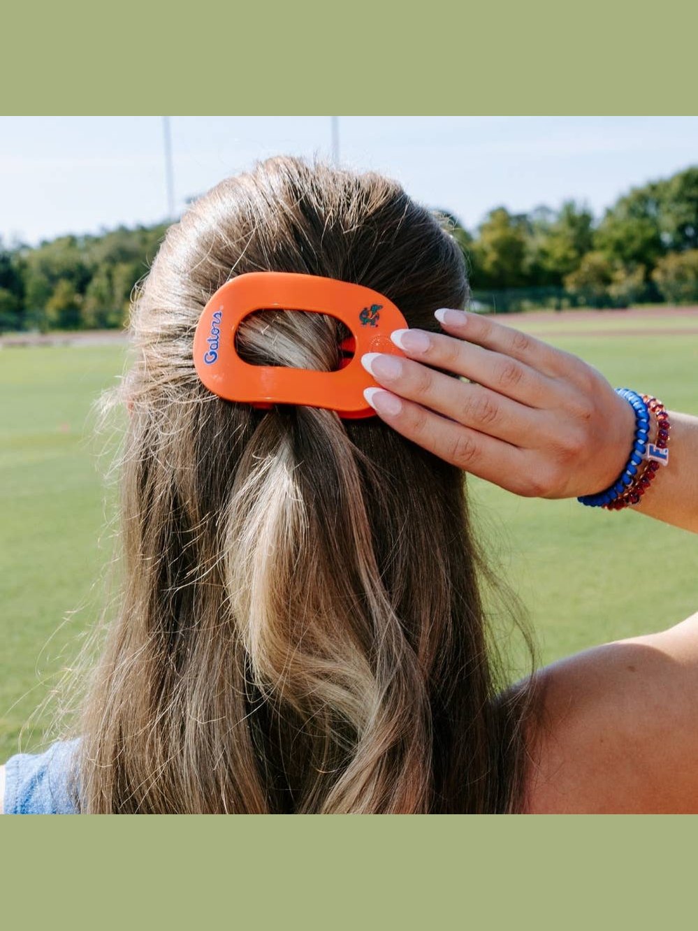 Flat Round Hair Clip | Medium | Go Gators!