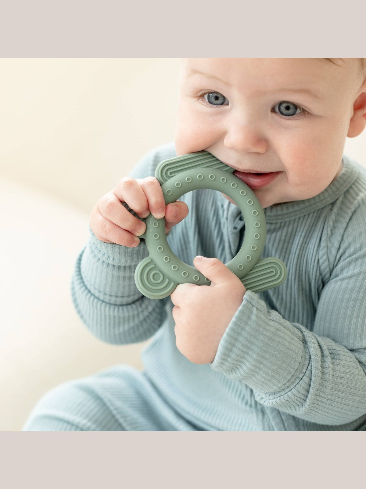 Frog Rattle Buddy