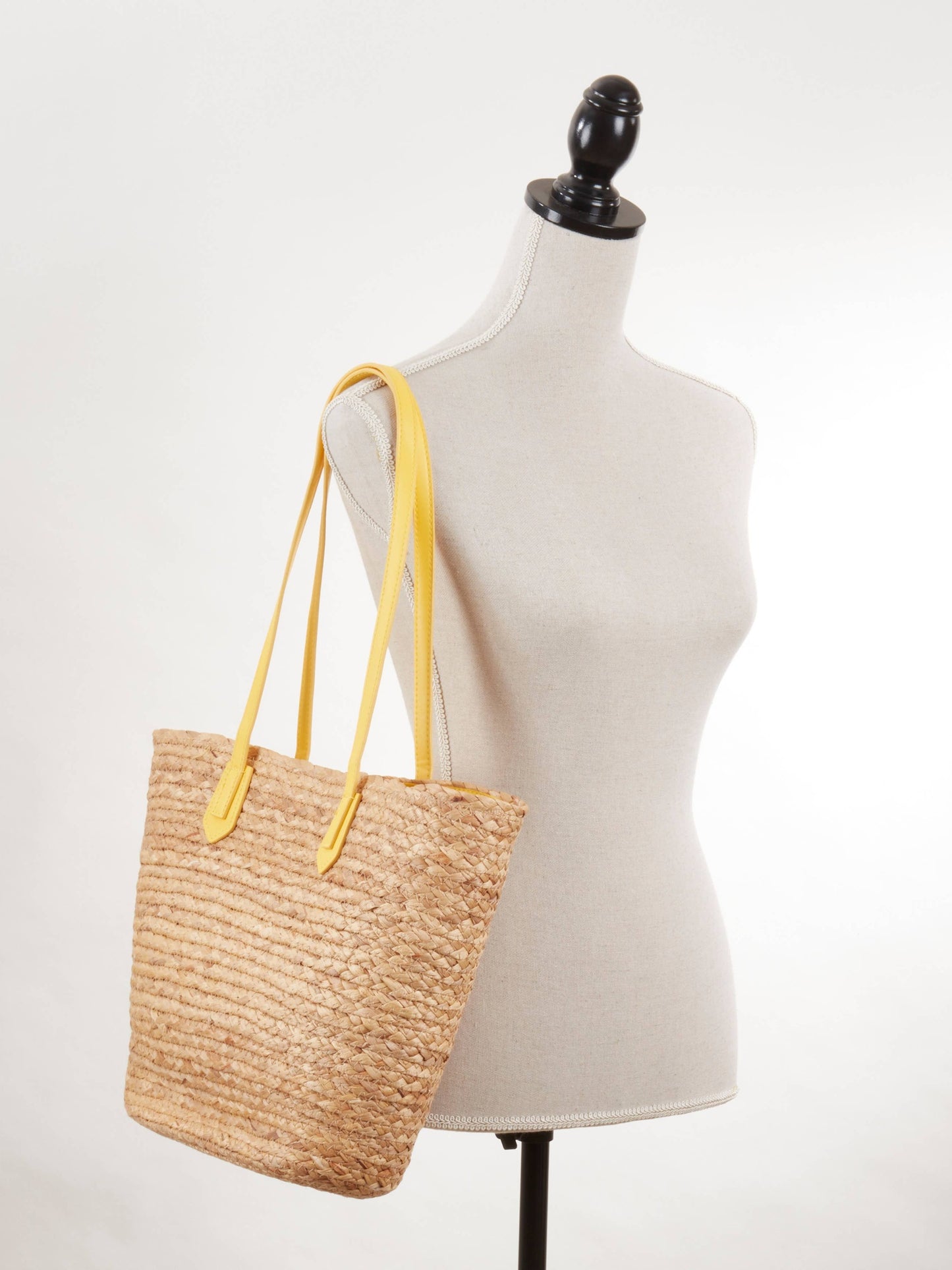 Chic Straw Tote Bag