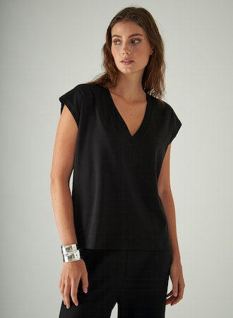 Iconic V-Neck Dolman - Black