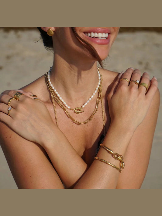 Miki Pearl Toggle Necklace