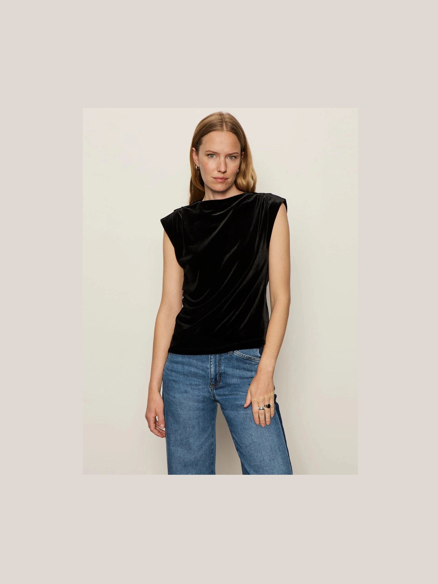 Pleated Sleeveless Top - Black