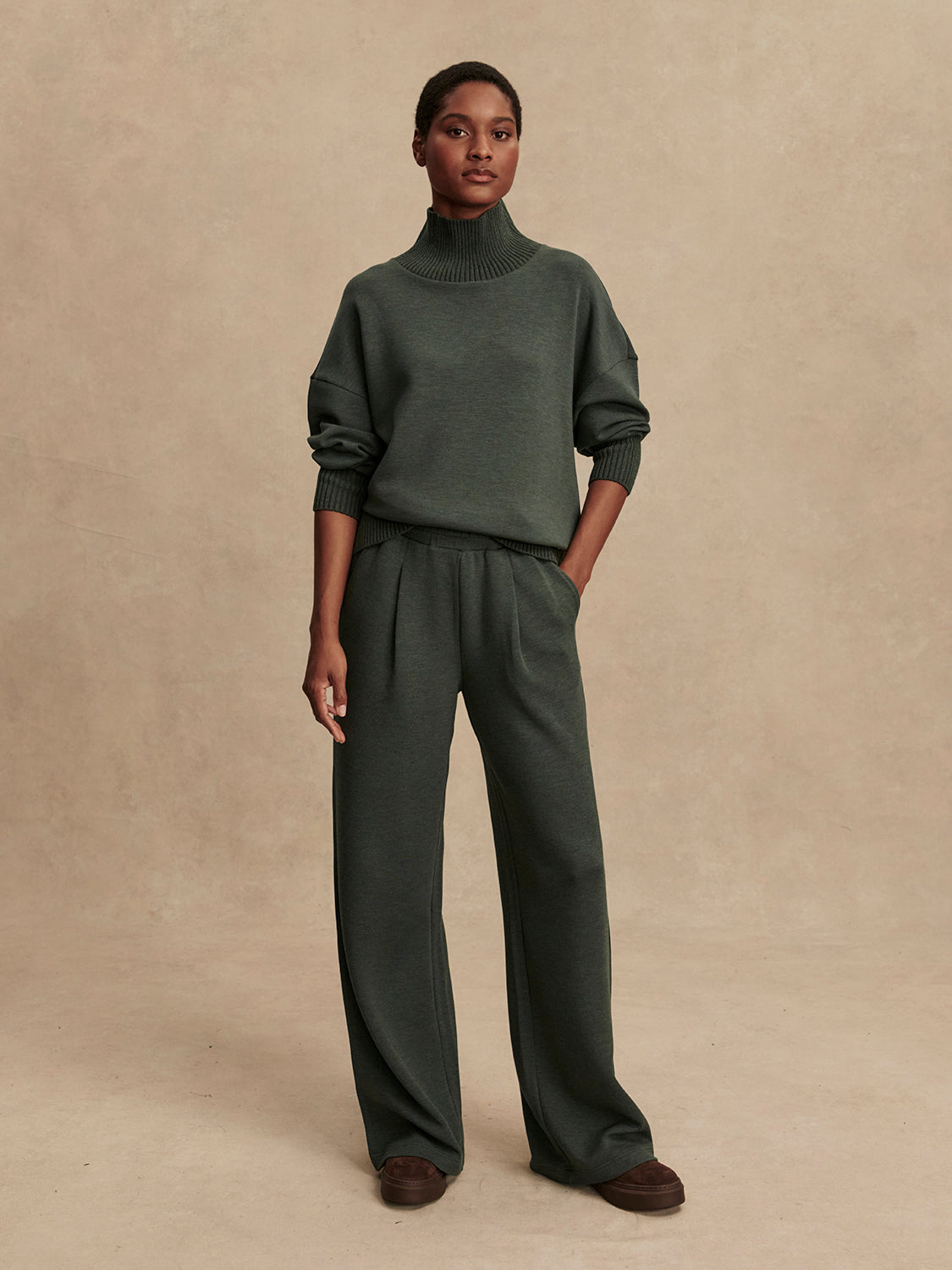 The Extra Wide Leg Pant 29.5 - Olive Marl