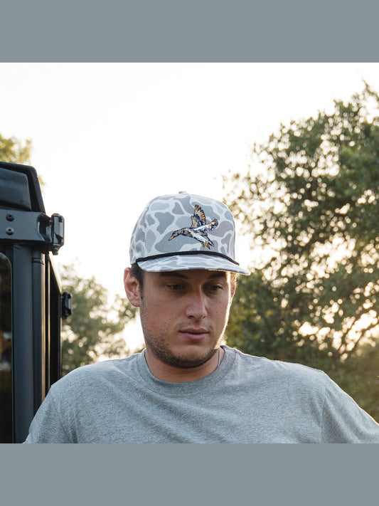 Diving Mallard Classic Deer Camo Cap