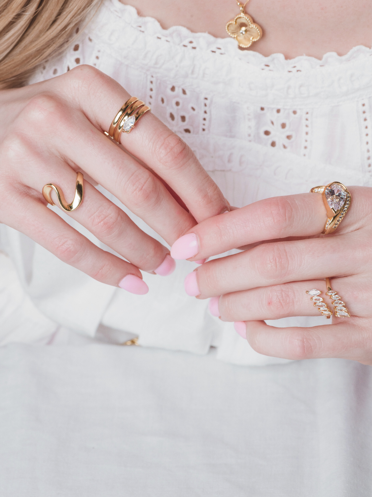 Dahlia Teardrop Adjustable Ring