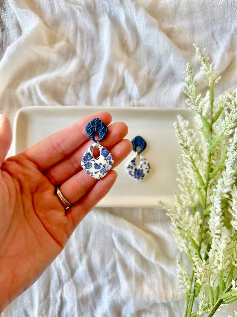 Elegant Daisy Earring, Daisy Earrings, Deep Navy Earrings