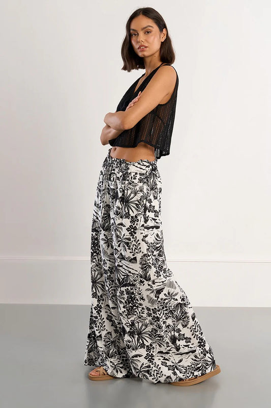Woven Pants - Black Hawaii