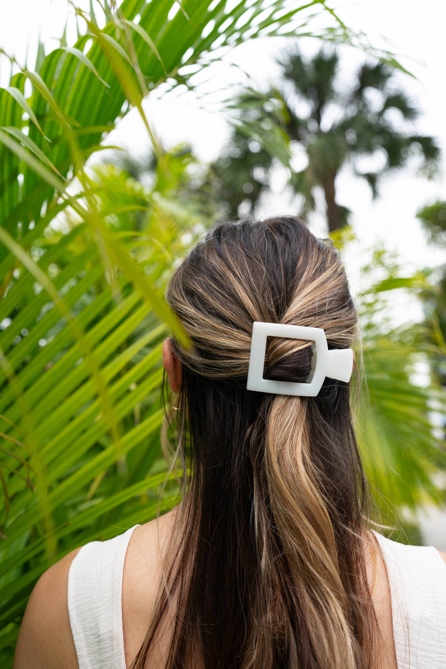 Square Flat Hair Clip | Medium | Coconut White