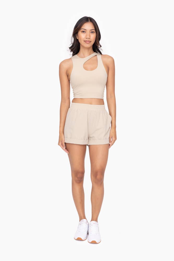 Highwaist Athleisure Shorts with Cuffed Leg