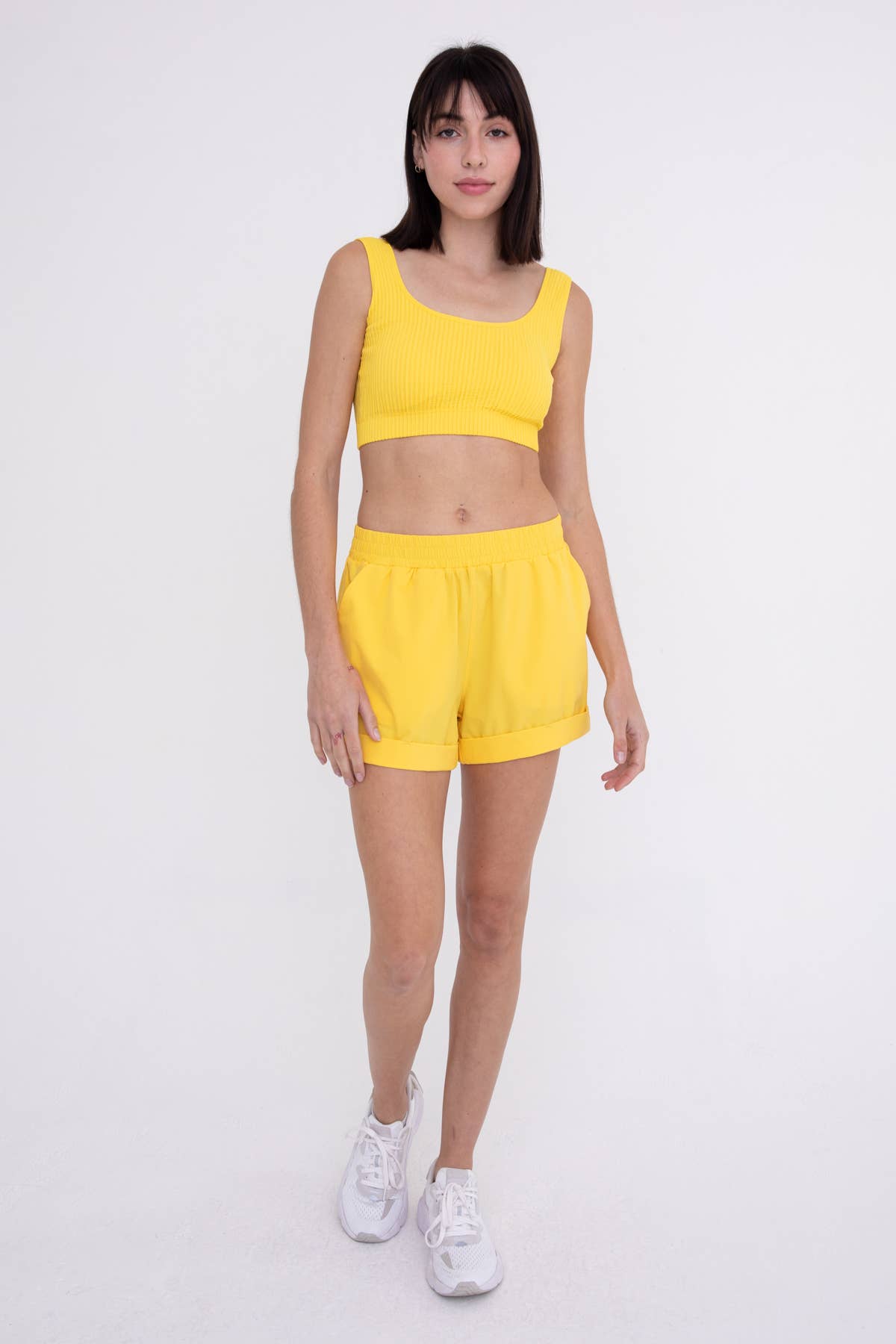 Highwaist Athleisure Shorts with Cuffed Leg