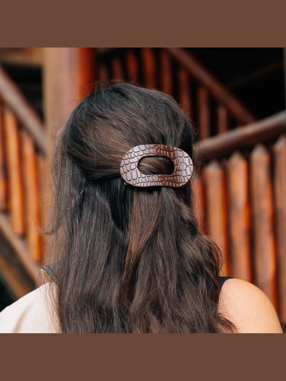 Brown Crocodile Medium Flat Round Hair Clip