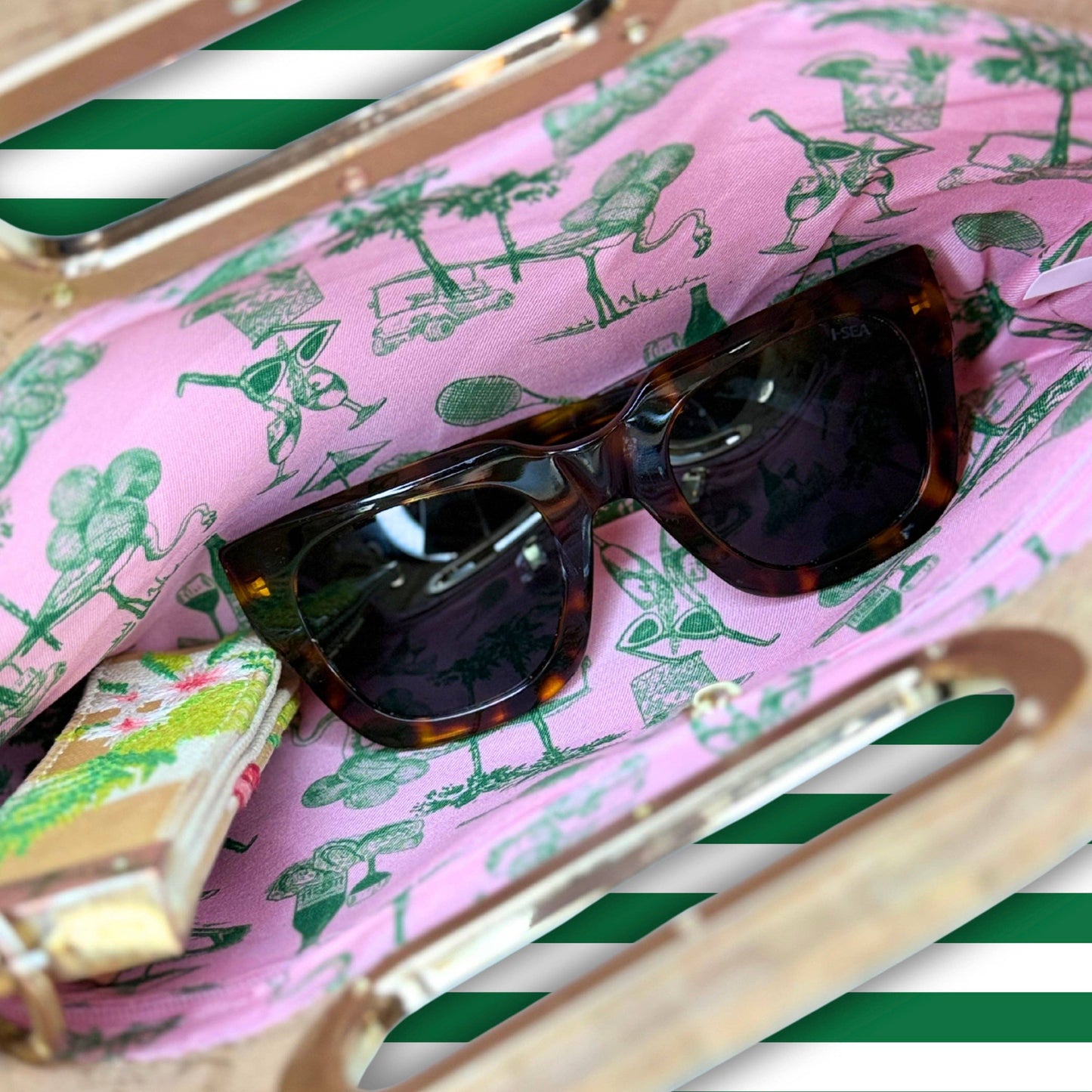 Folly Clutch