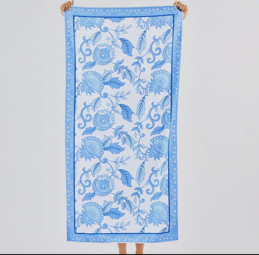 Quick Dry Beach Towel Porcelain Vines