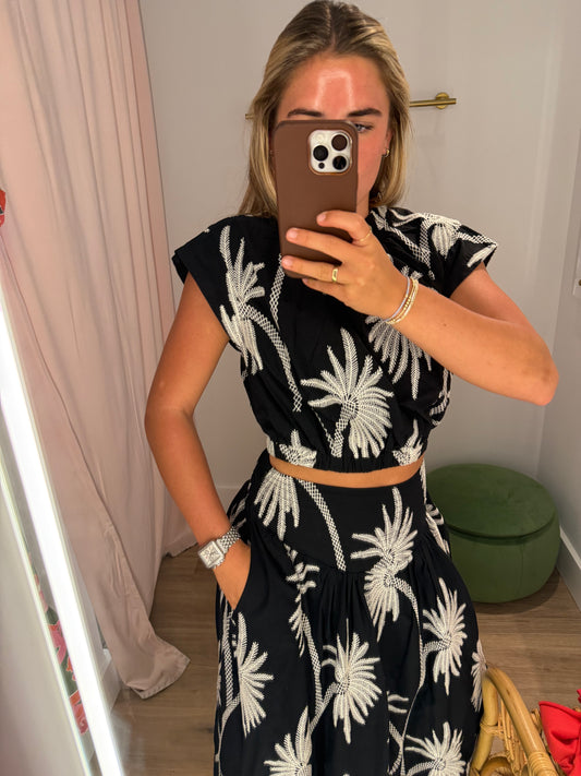 Embroidered Palm Tree Top