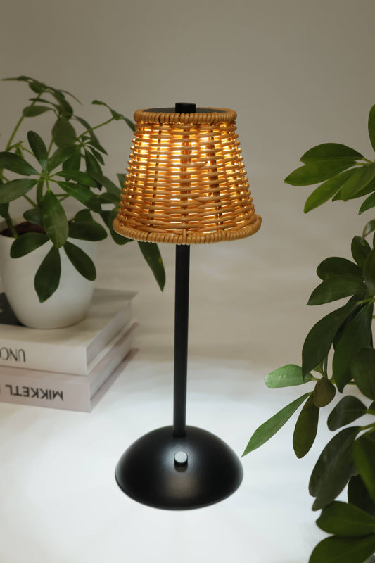 Rechargeable Rattan LED Lamp – Black or Gold- Retail Pack