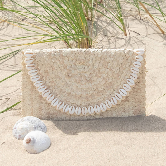 Straw Clutch - Off White with Cowrie Shell Trim