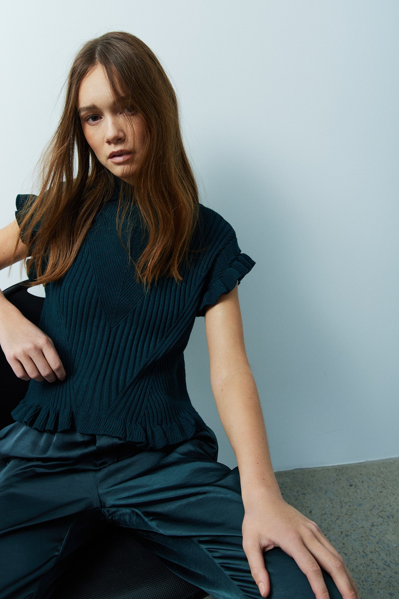 Dani Knitted Top - Cozy, Elegant & Timeless in Blue