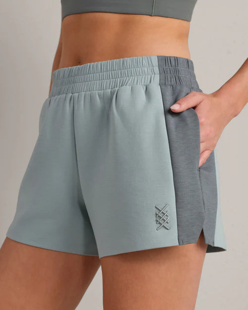 Dream Glow Color Block Short - Blue Vapor