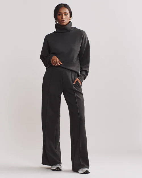 Dream Glow Trouser - Pure Black