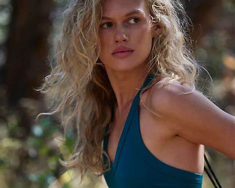 All Clear V Neck Cami - Sapphire