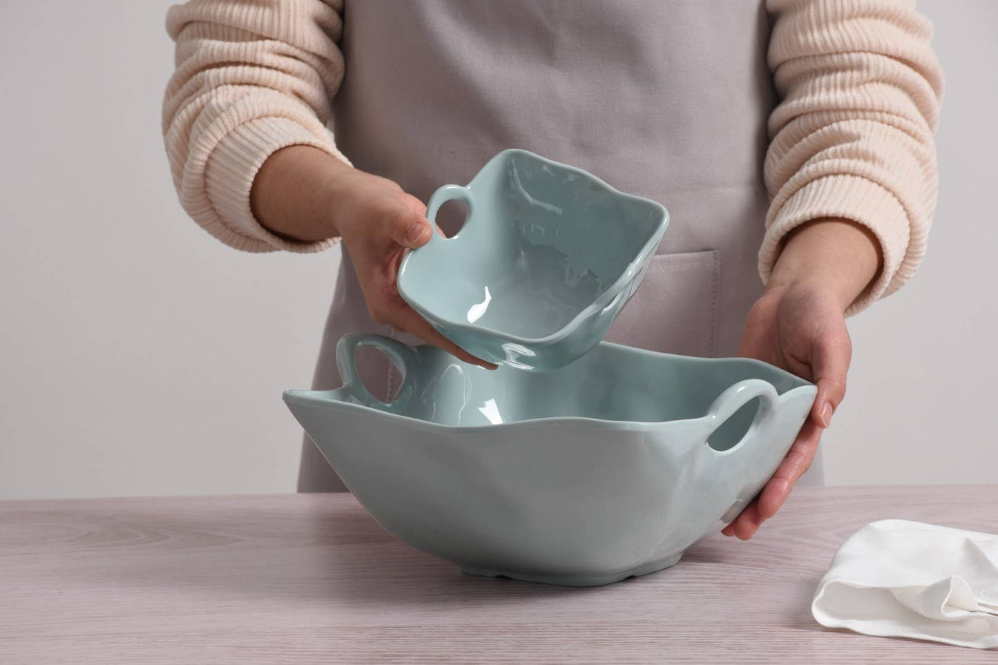 Snack Bowl in Shatterproof Melamine