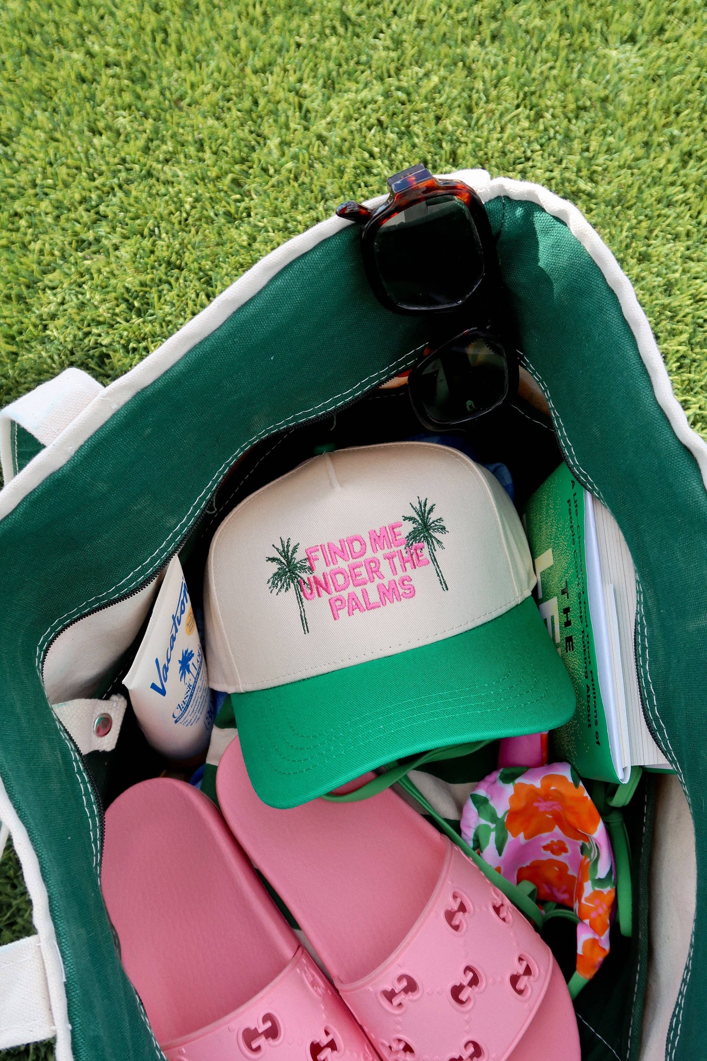 Find Me Under The Palms- Kelly Green/Natural Hat