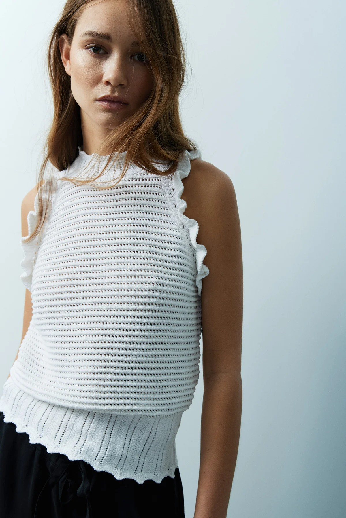 Rana Crochet Top - Handmade Halter in Stylish Yarn