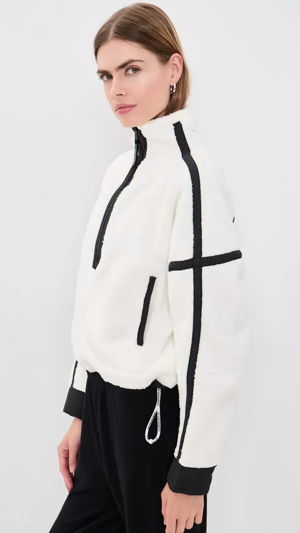 Mountain High Half Zip - White / Black Combo