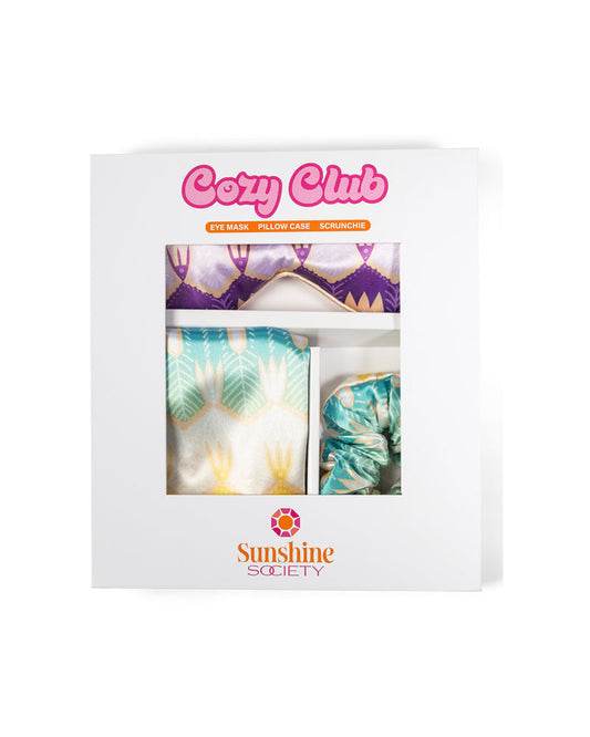Cozy Club - Palm Royale