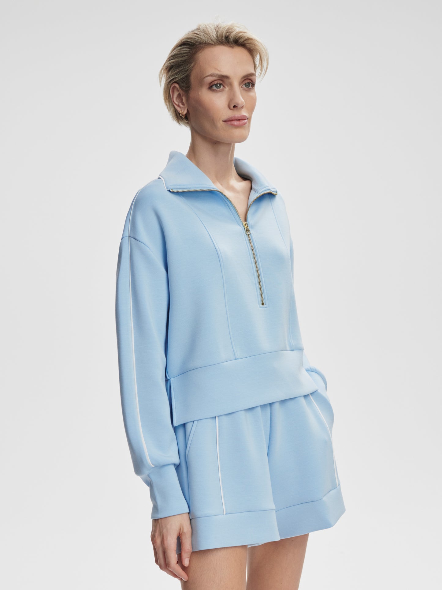 Davenport Half Zip - Airy Blue