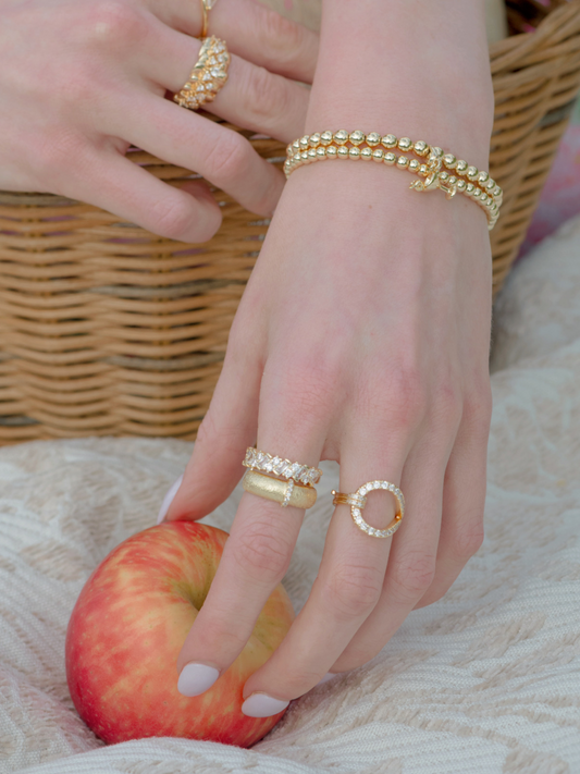 Kassy Diagonal Adjustable Ring