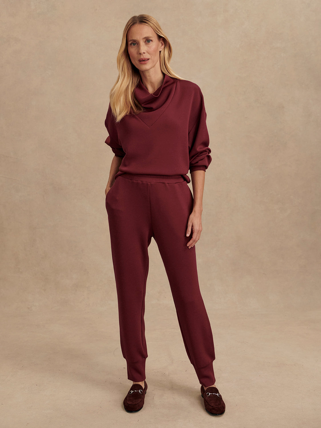 The Slim Cuff Pant 27.5 - New Maroon
