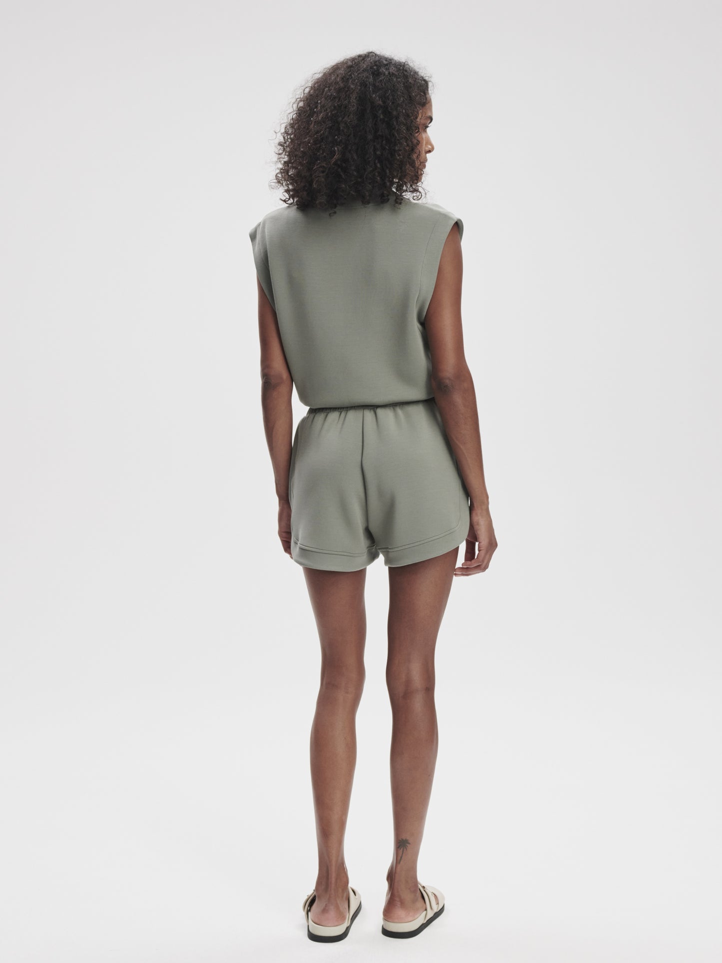 Ollie High Rise Shorts - Shadow
