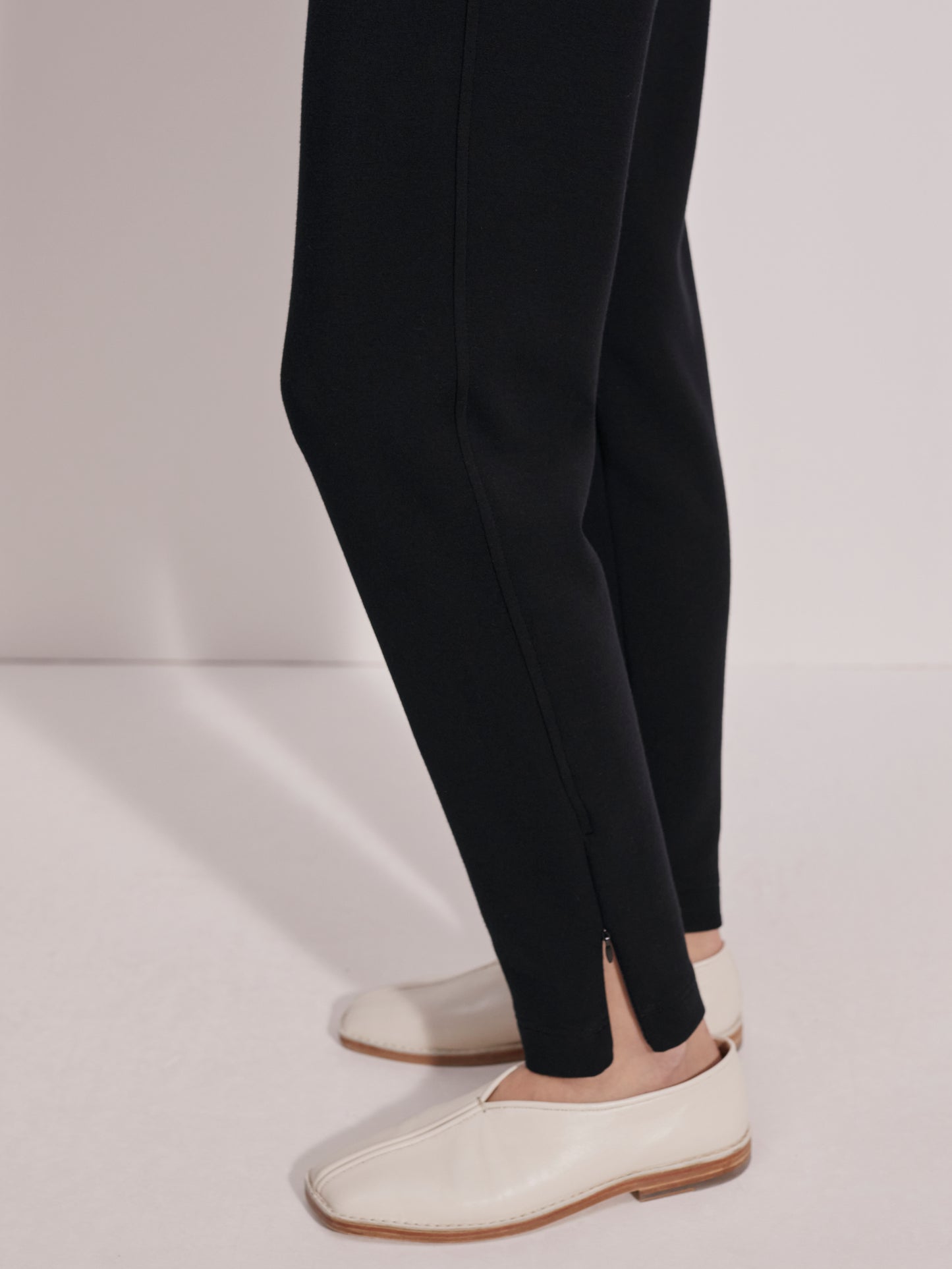 Slim Zip Hem Pant 29.5 inch